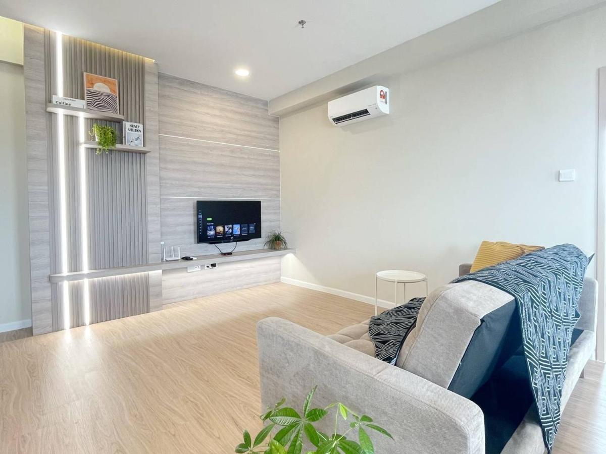 Queensland Suites At Aru Suites, Kota Kinabalu Zewnętrze zdjęcie